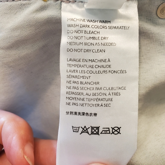 NWT BDG Urban Outfitters Mom High Rise Jeans, size 32 - Picture 12 of 16